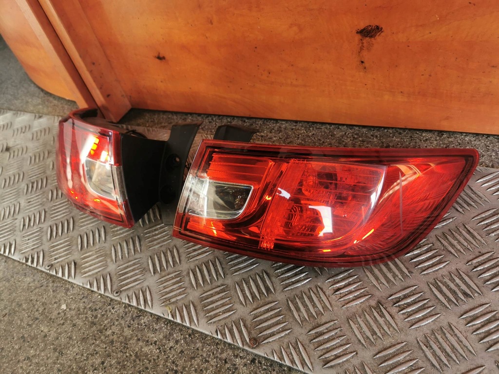 фото №5, Лампи задня renault clio iv оригінальний номер 265502631r 265554091r