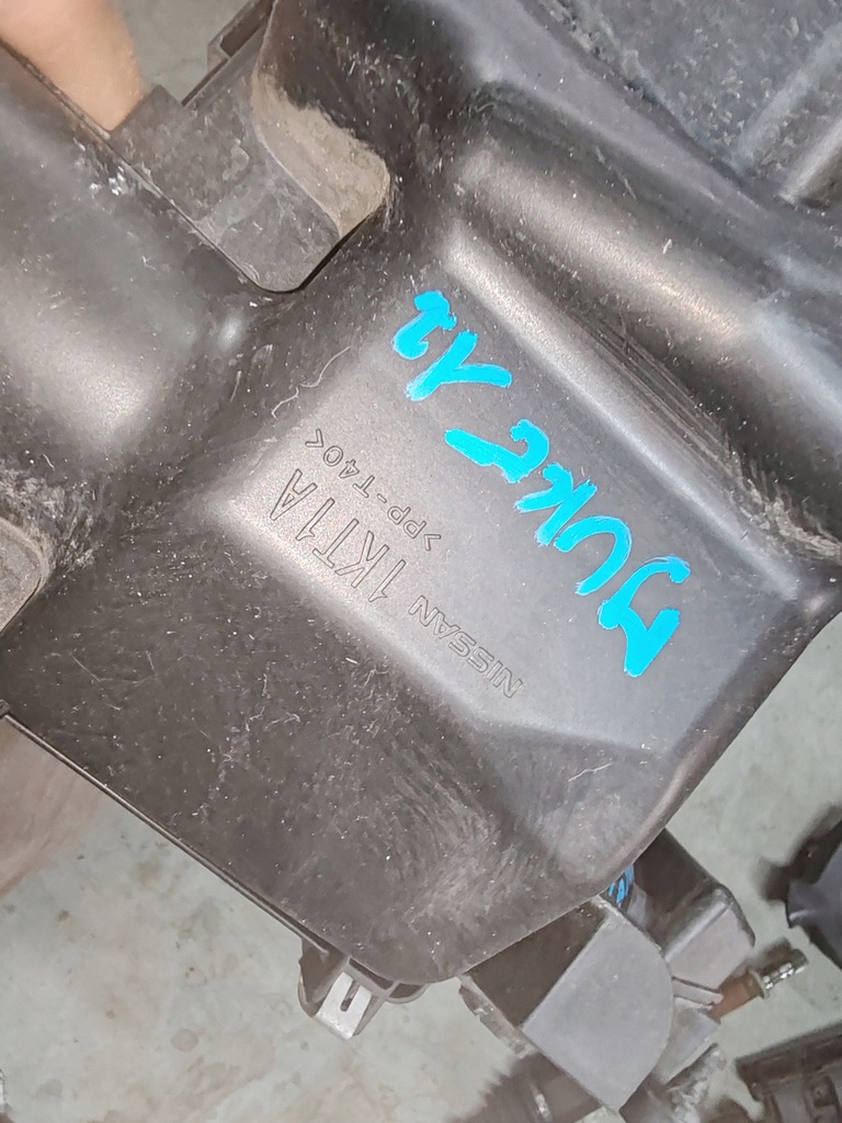 фото №7, Корпус фильтра воздуха резонатор 1.2 nissan juke lift f15 14-19