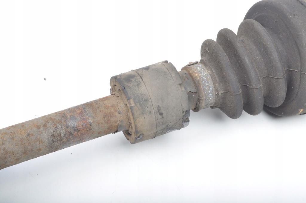 фото №3, Mini clubman r55 1.6d приводной вал левая короткий