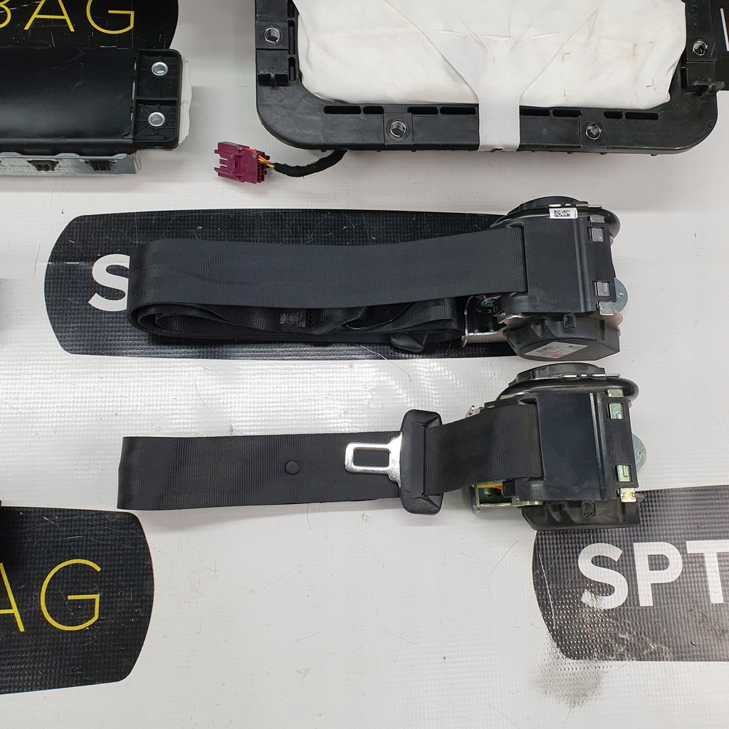 фото №9, Volvo s90 v90 приборная панель org консоль чёрно бежевая светлая подушки безопасности ремни подушка безопасности