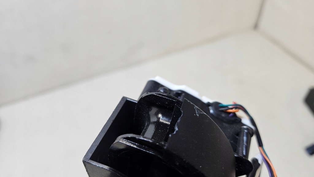 фото №10, Port заряджання роз'єм кришка tesla model 3 model y 1505514-00-d