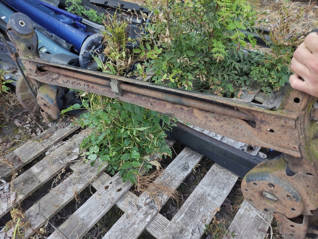 фото №7, Kia carens iv балка подвеска задняя oś 2014 rok