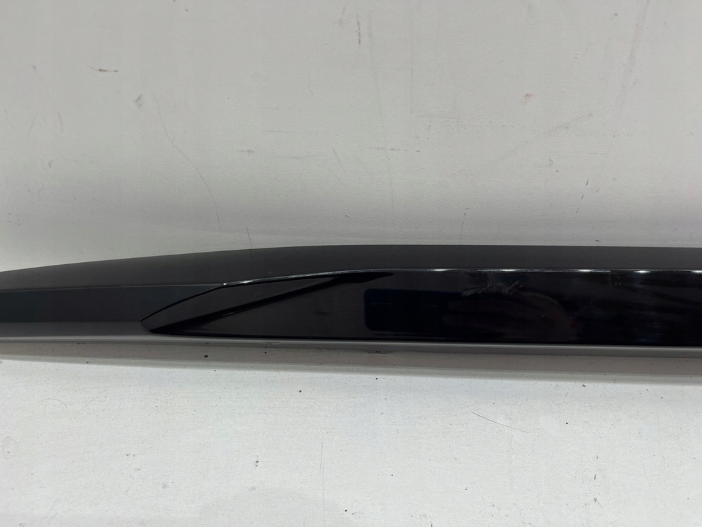 фото №8, Audi a3 8y s-line sline молдинг порог правая 8y0853860