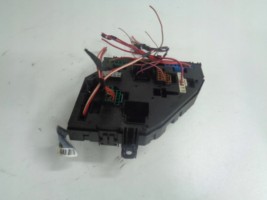 фото №3, Bmw f01 f10 f11 коробка предохранителей