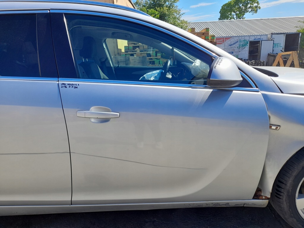 Opel insignia a двері праві перед праве передні z176 gan Доставка
