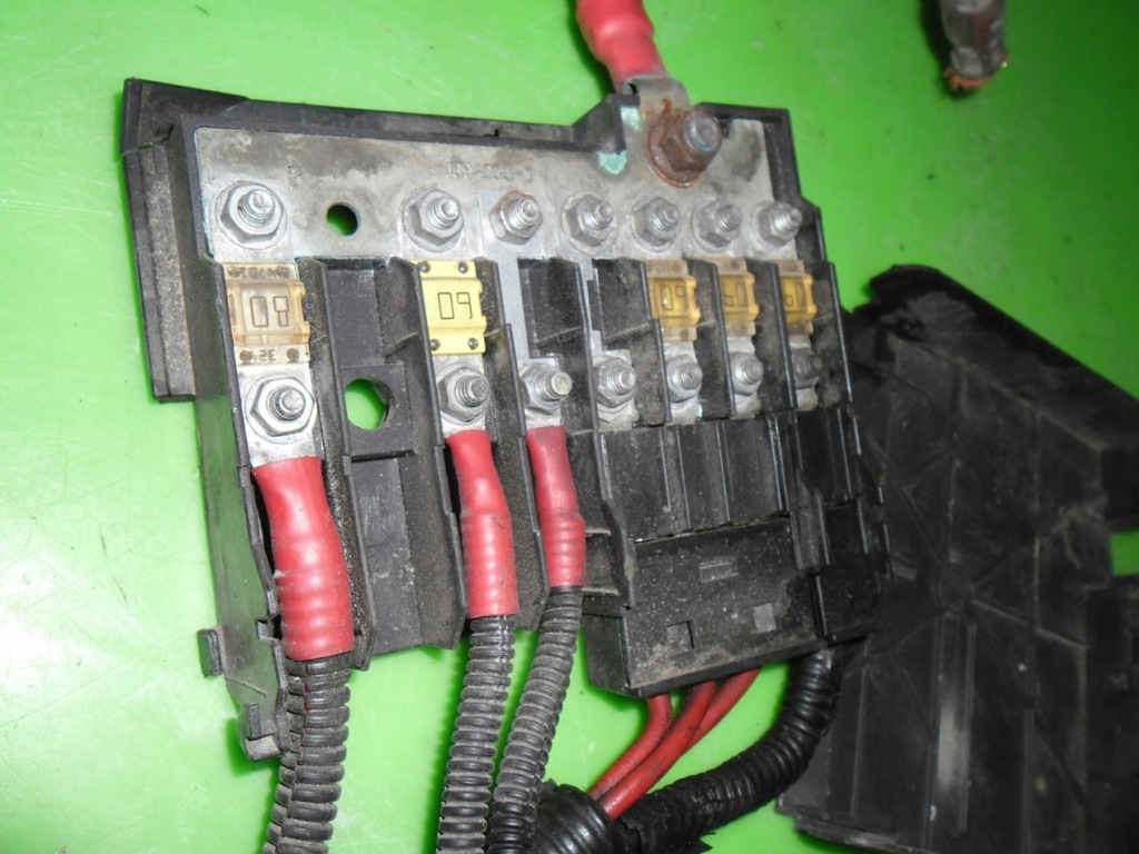 фото №8, Коробка запобіжників ford fusion mk1 i 1.4 tdci 02-05