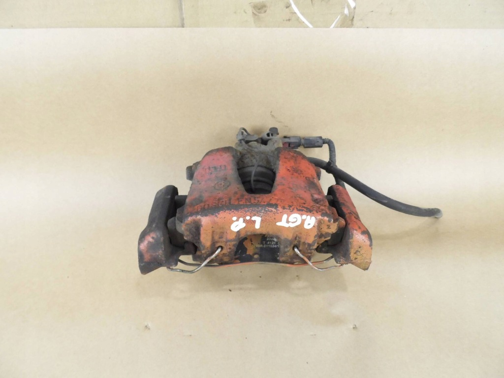 фото №1, Alfa romeo gt суппорт тормозной левый перед