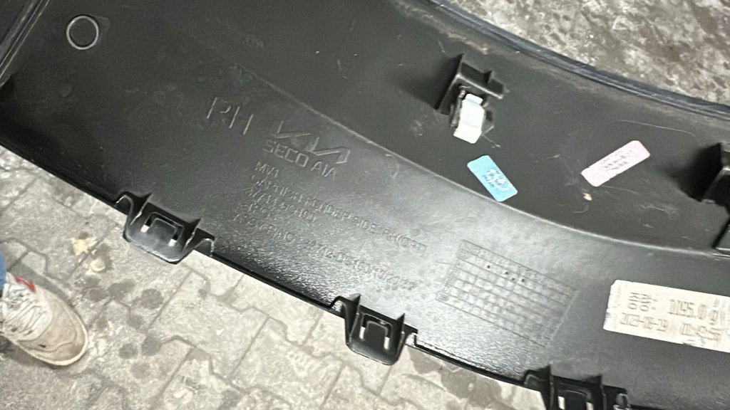 фото №6, Hyundai ev9 2023- молдинг na крыло правая передняя перед