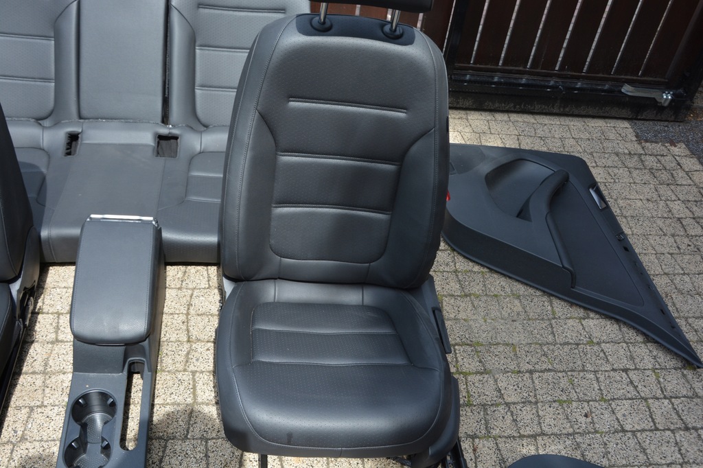 фото №7, Сидіння заднє сидіння обшивки тунель шкіра vw jetta 5c6