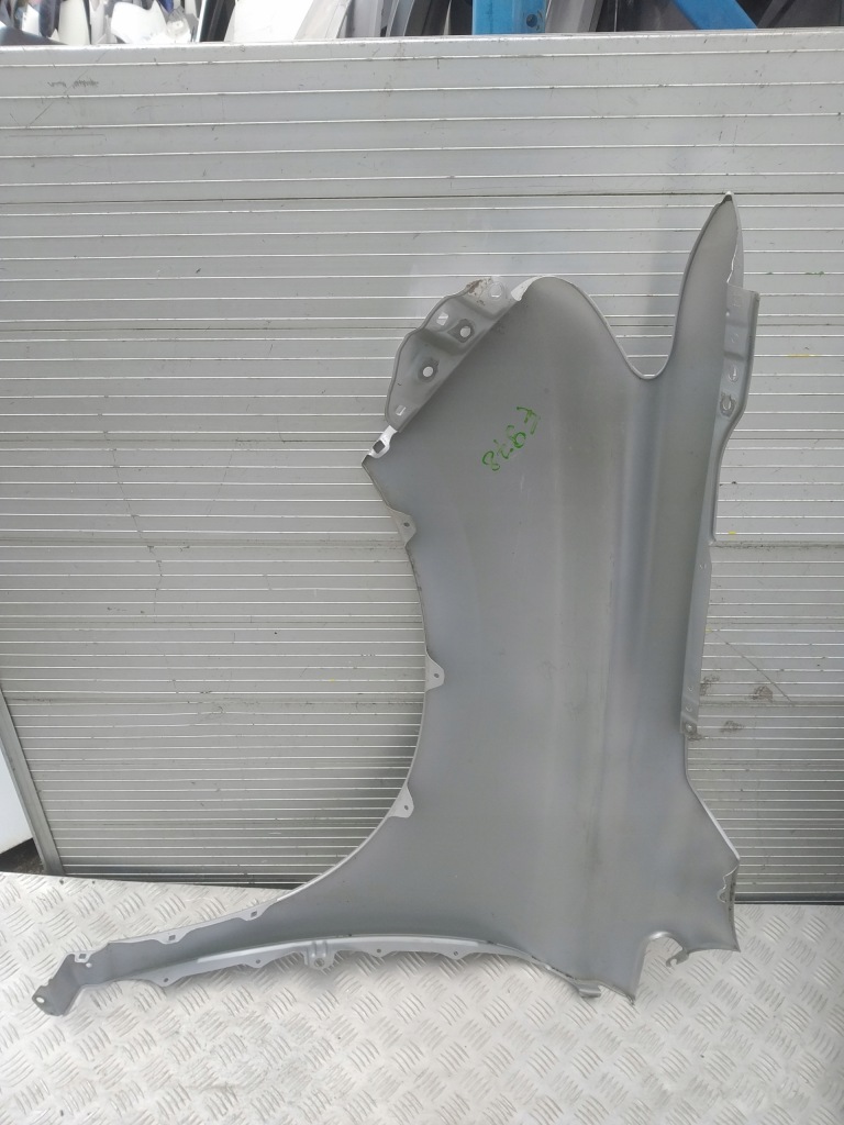 A648/f978 правый  крыло  toyota lexus rx400h 2011 2012 Доставка