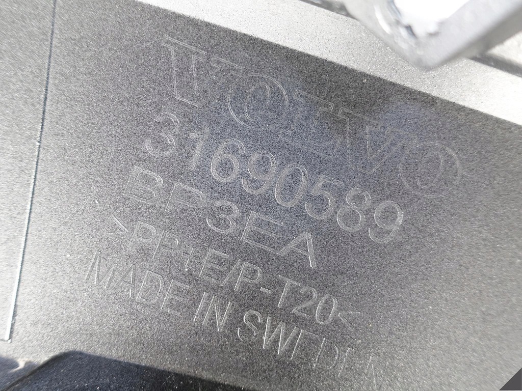 фото №15, Volvo v60 s60 18- sprysk бампер перед