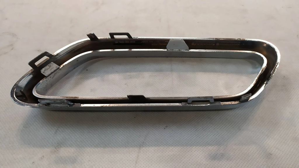 фото №9, Рамка правый хром выхлоп mercedes w206