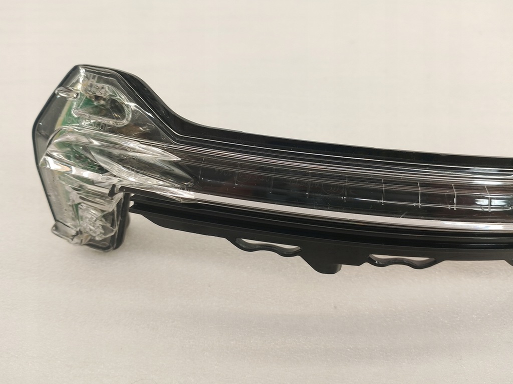 фото №4, Поворотник дзеркало правий audi tt r8 tts 8s0