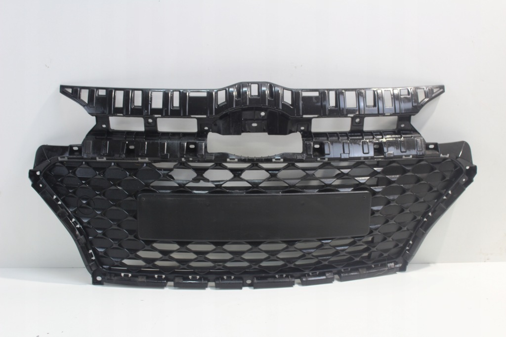 фото №1, Решётка радиатора hyundai i20 ii lift 86569 c8ba0