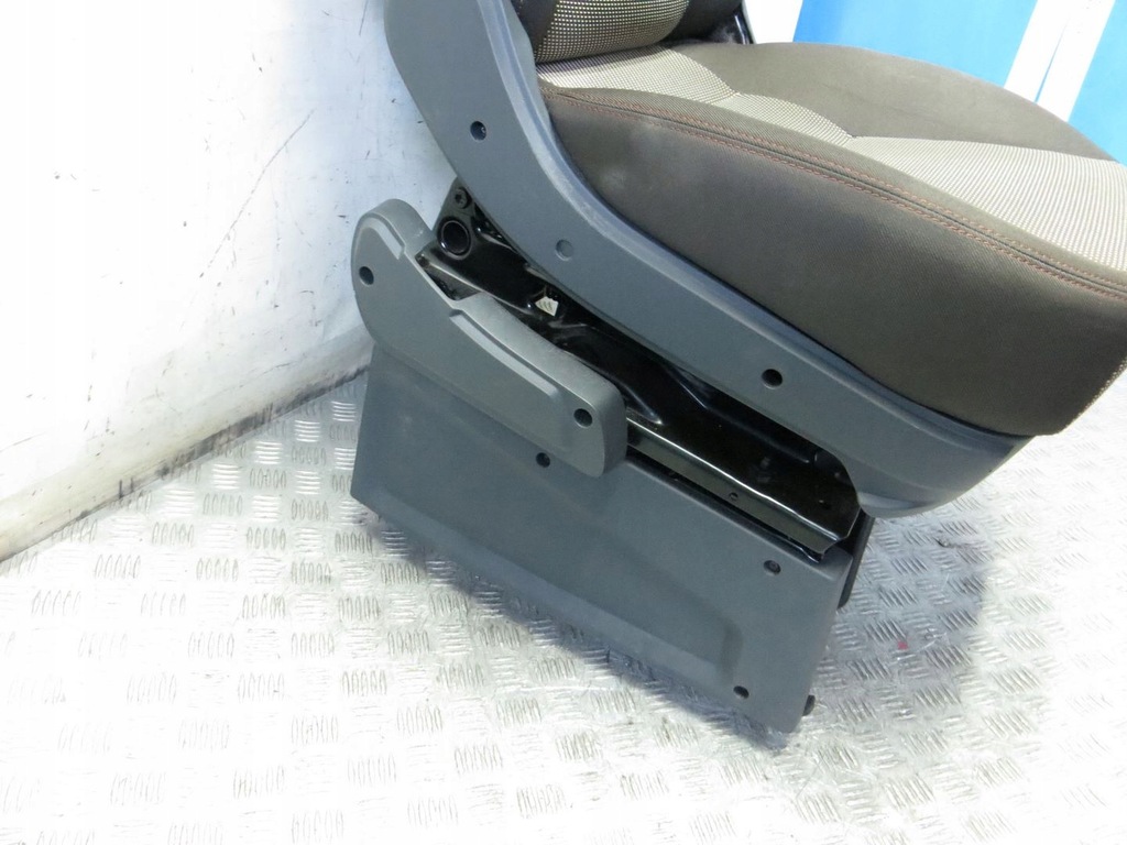 фото №7, Ducato boxer iii lift сиденье водителя левый eu 17-