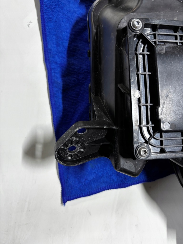 Renault megane v 5 e tech правый противотуманная фара led фонарь  дневные drl 266009083r с Разборки