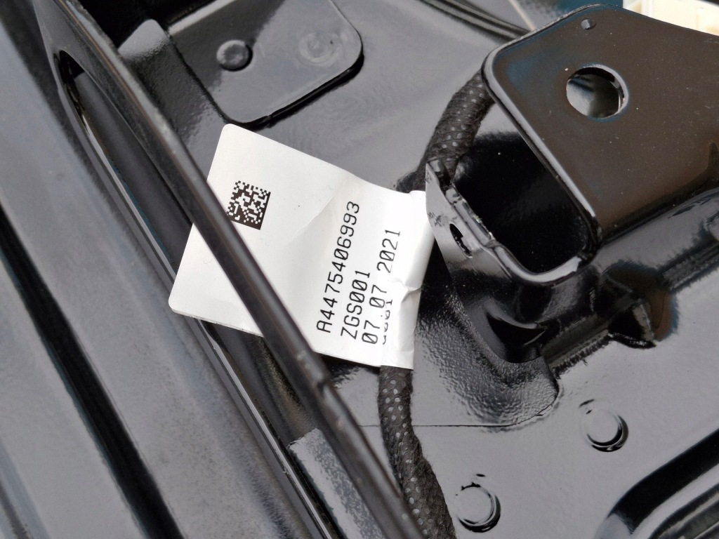 Vito v-klasa w447 скло кришки задній велика хром a447400710 Недорого