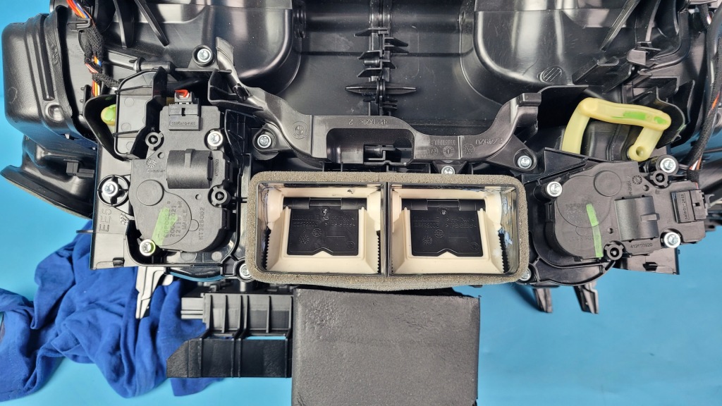 Bmw x6 3 g06 20r обігрівач повітродувка комплект 5a31841 в Україні