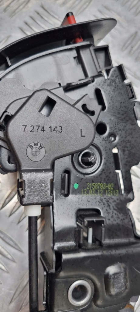 Bmw f11 замок сидіння ліве задні задній 7274143 Оригінал