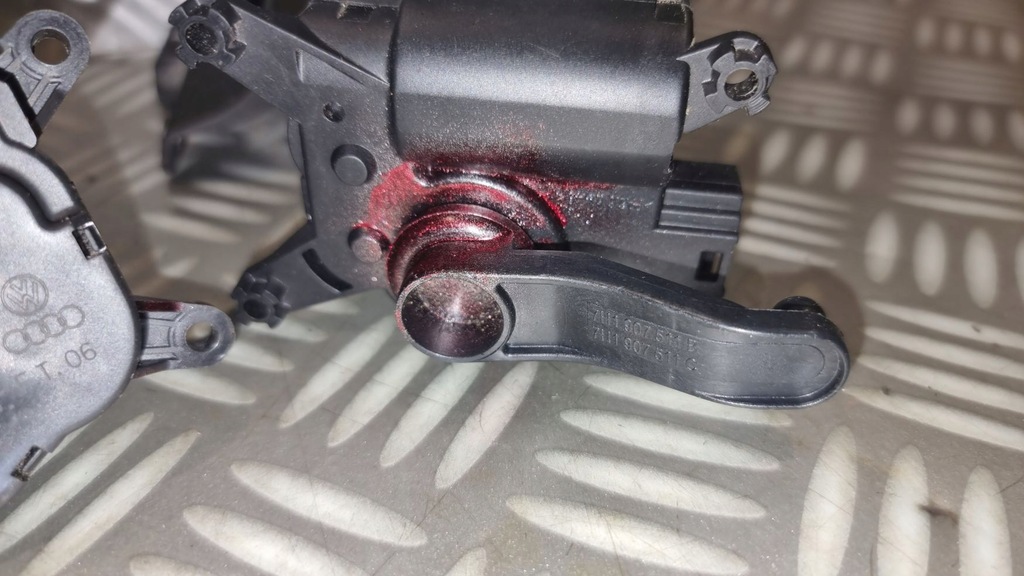 фото №8, Vw multivan transporter t5 моторчик крышка обдув отопителя 7h1907511b c