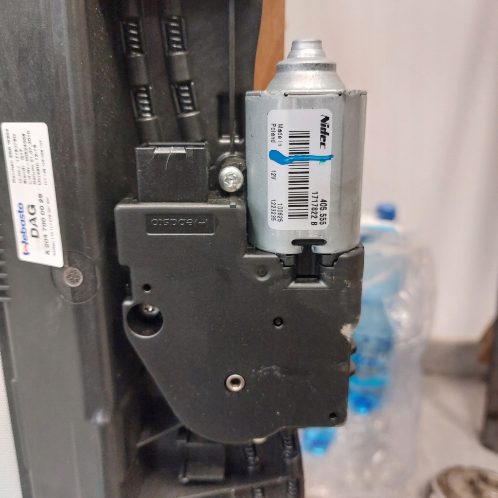 фото №9, Mercedes benz w212 люк скляний a2047800029