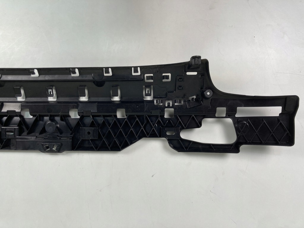 фото №8, Напрямна бампера заднього bmw 5 g31 lift