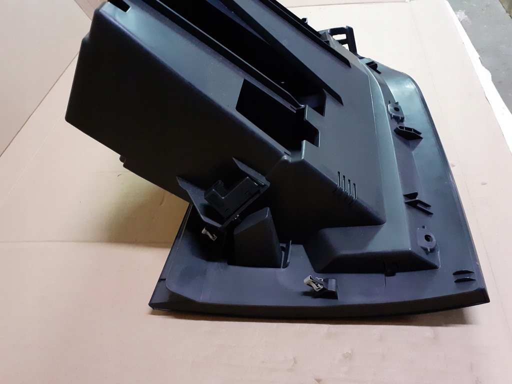 фото №8, Ford focus mk3 10- r. бардачок пасажира europa