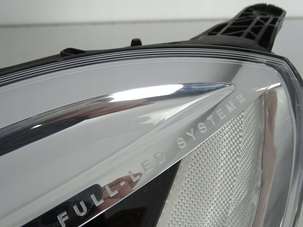 Фара перед передняя левая volvo v40 2 2 full led в Украине