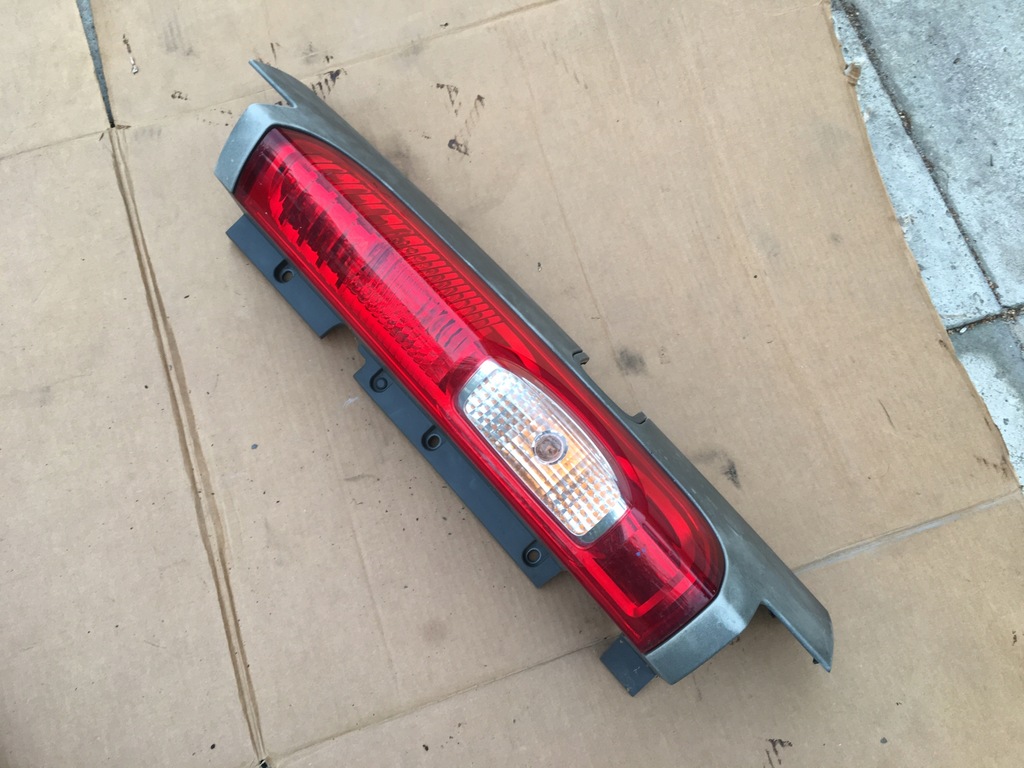 фото №1, Лампа правий задня renault trafic ii lift europa