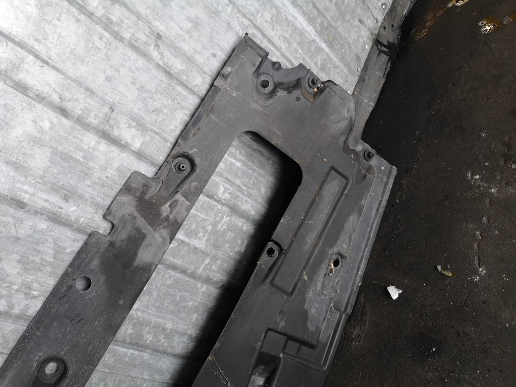 фото №10, Захист підвіска audi a8 d3 права 4e0825206d