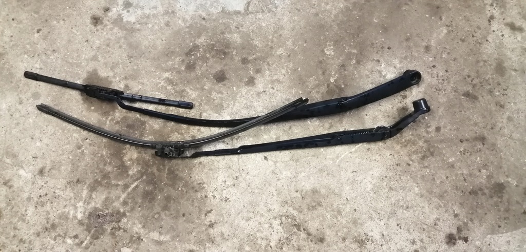 фото №1, Hyundai i30 iii рычаг дворники