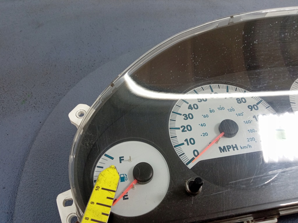 фото №8, Dodge caravan iv 3.3 v6 счетчик приборы p56044971ab