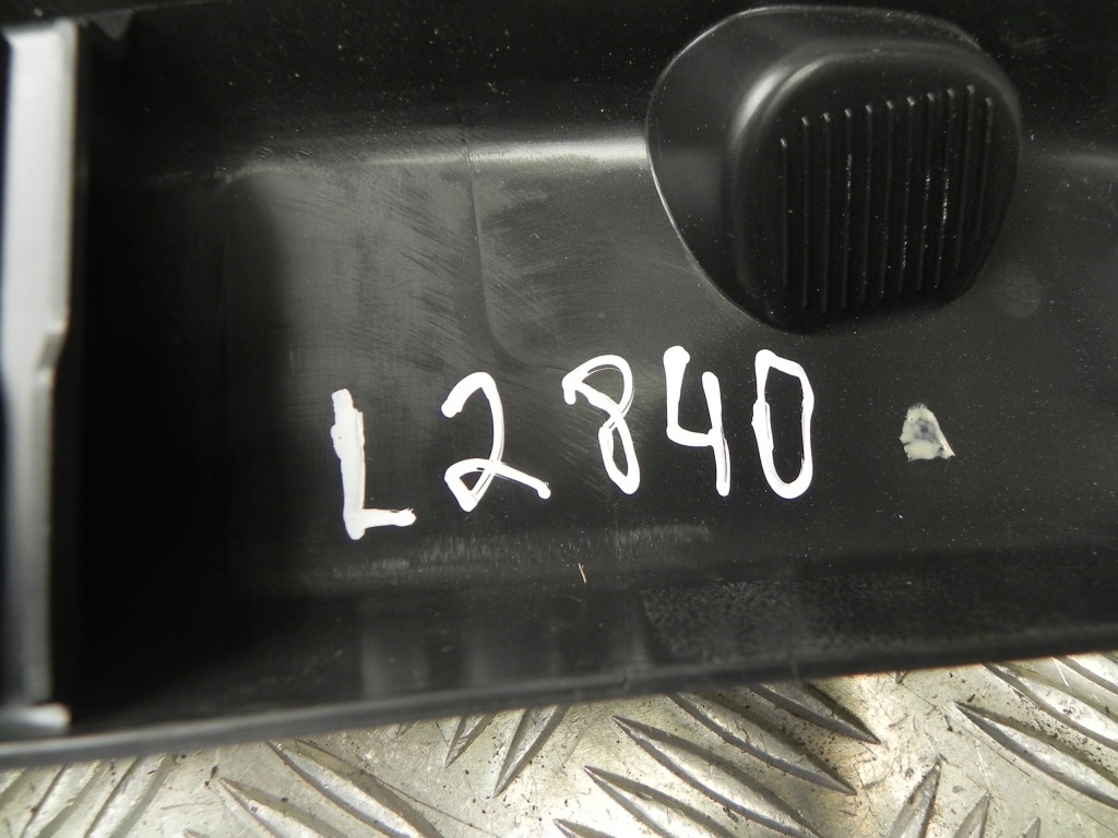 Панель замка багажника tesla model y 2023 149463100c Недорого