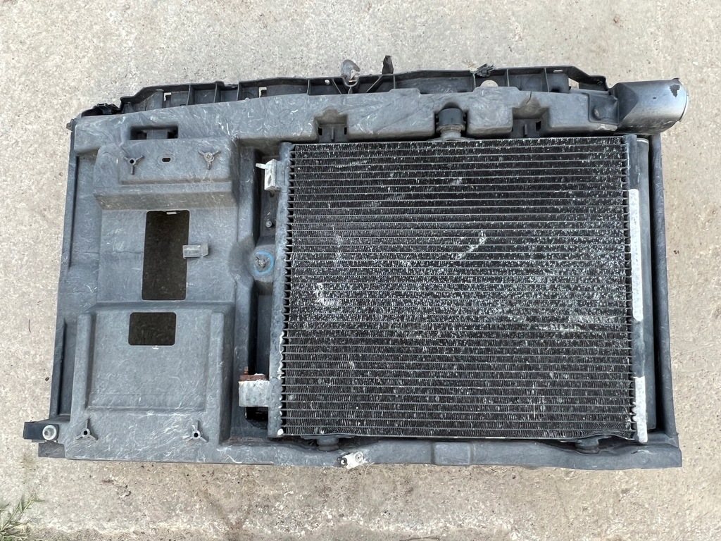 фото №1, Pas передний citroen c3 pluriel 1.6 бензин