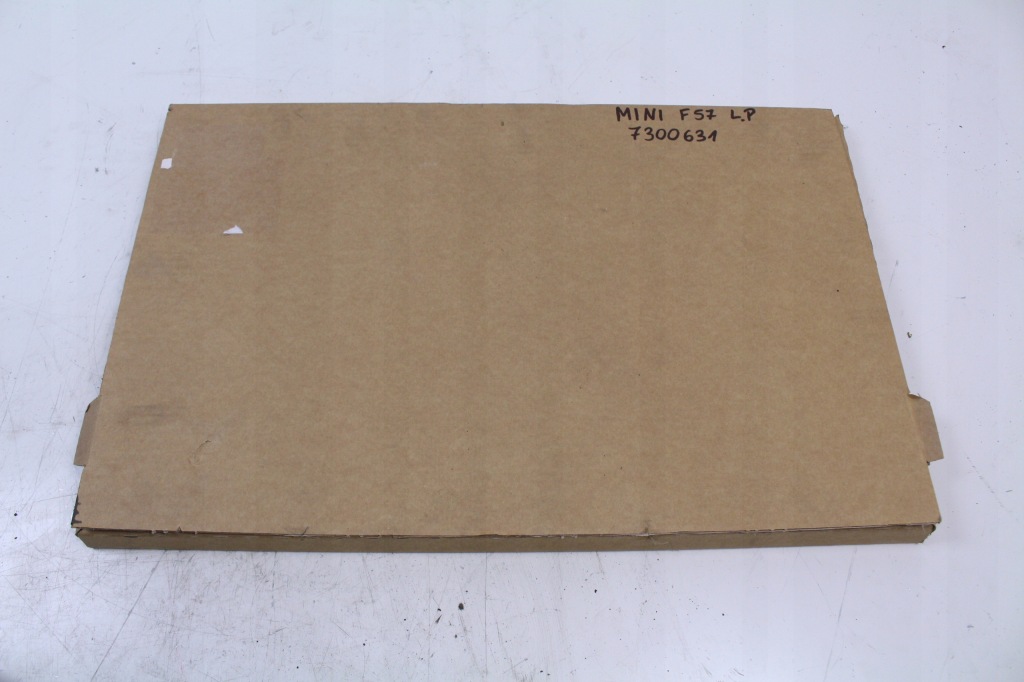 Рамка лампы mini cooper f57 в Украине