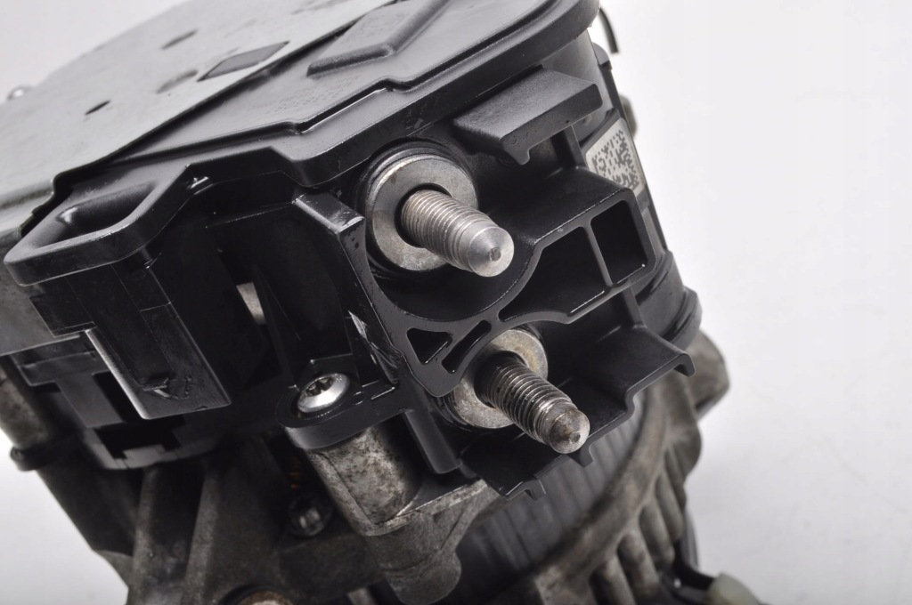 фото №13, Volvo s60 iii xc90 ii xc60 ii 2.0 b5 генератор 32383087 32137503 2022r