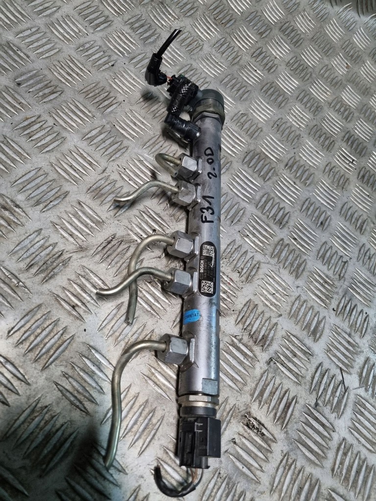 фото №1, Молдинг упорскування bmw f30 f31 320d 2014 rok 445214135