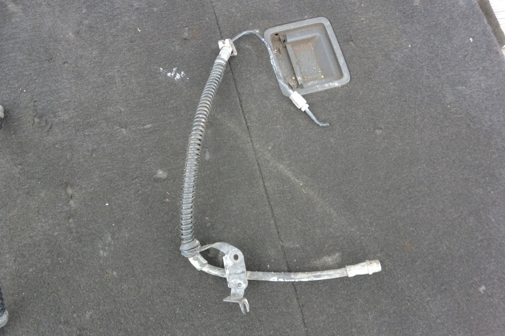 фото №5, Шланг гальмівний супорт перед правий лівий audi q7 4l vw touareg 7l