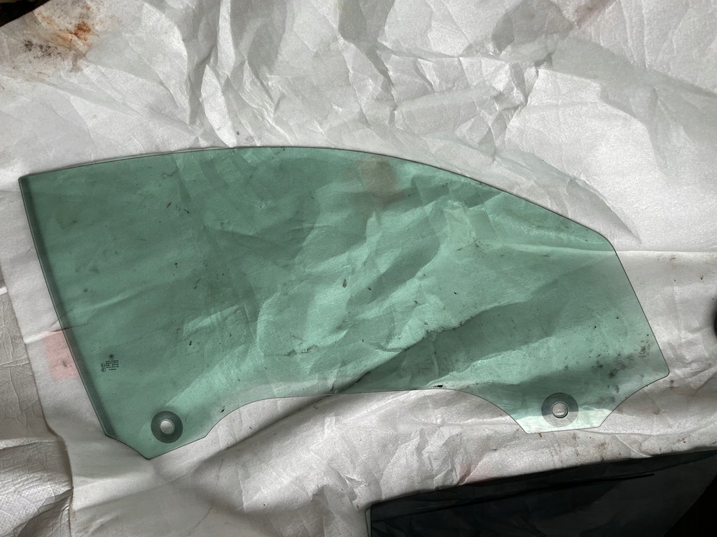 фото №1, Bmw 3 e92 coupe скло двері права