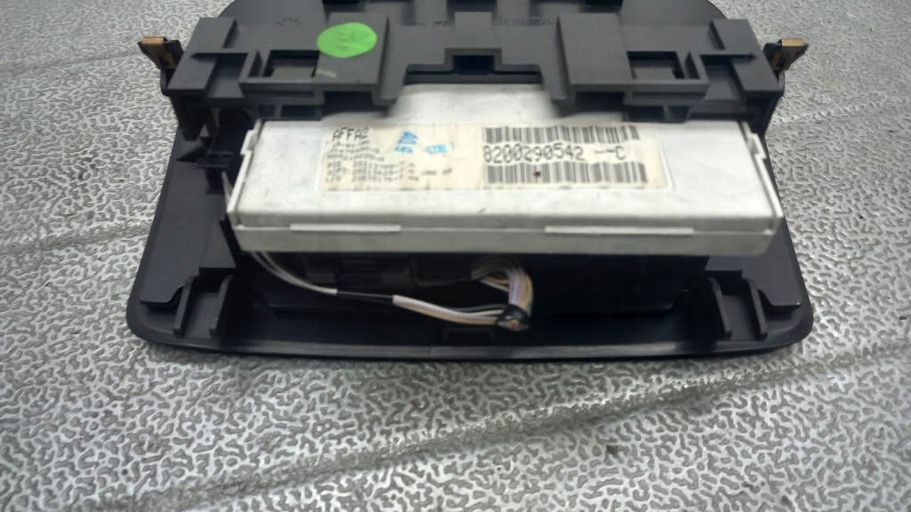 фото №4, Дисплей renault laguna ii lift 06r 1.9dci 8200290542-c