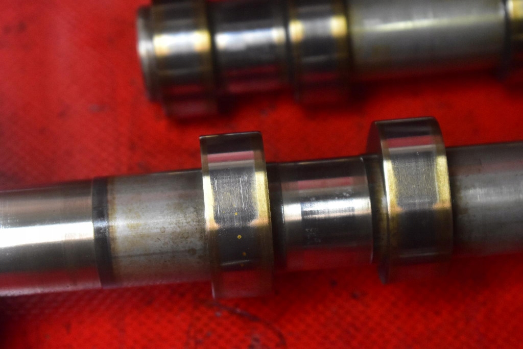 фото №8, Головка двигателя 31104738-002 volvo s60 1 i 2.4 d5 165 km 00-04