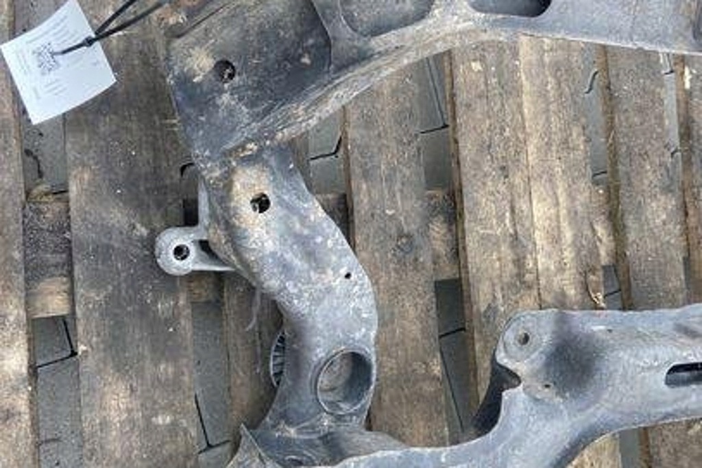 фото №9, Подрамник передние mercedes-benz e w211 w211 2.2l дизель 75kw 2003