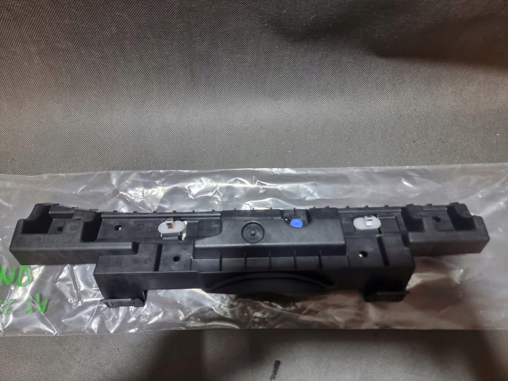 фото №1, Renault grand scenic iv напрямна накладки порога правий