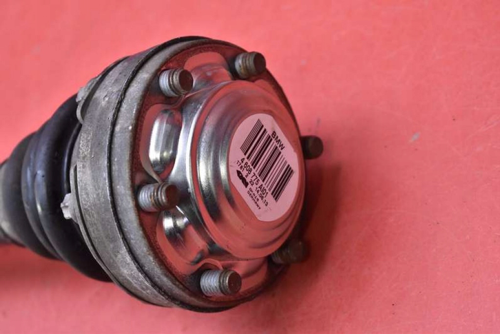 Привідний вал ліва задні автоматична коробка передач 4608775 bmw x1 e84 3.0i 305 km xdrive 12-15 в Україні