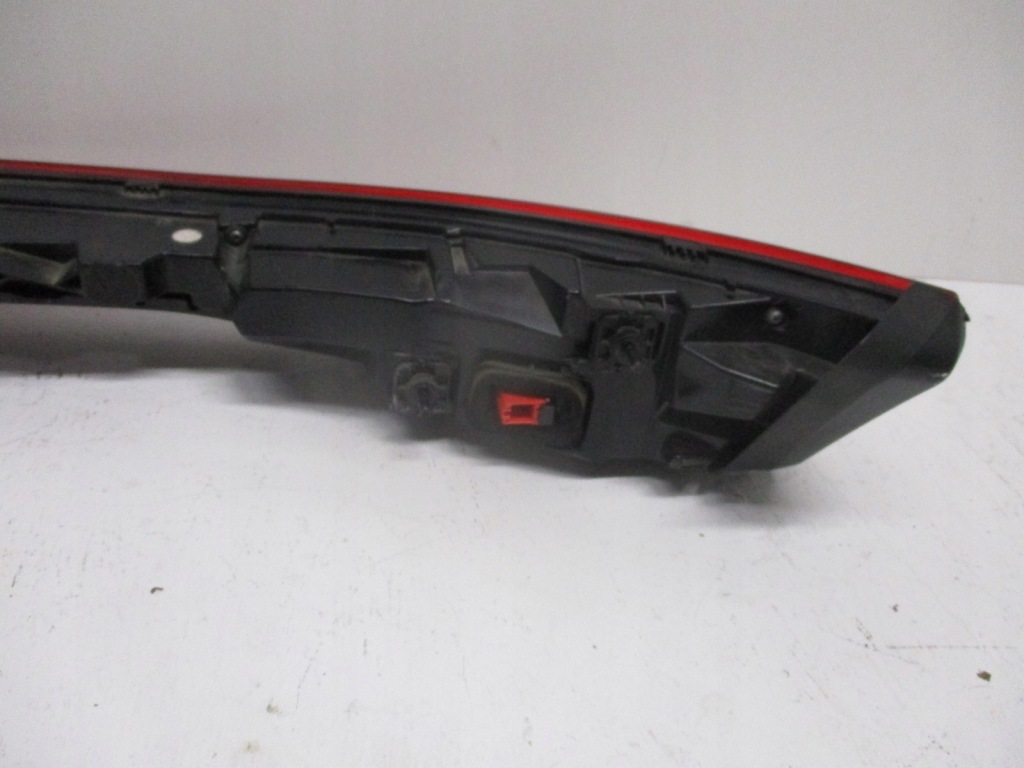 фото №6, Лампа кришки накладка audi q4 89a e-tron 21r led 89a9450953