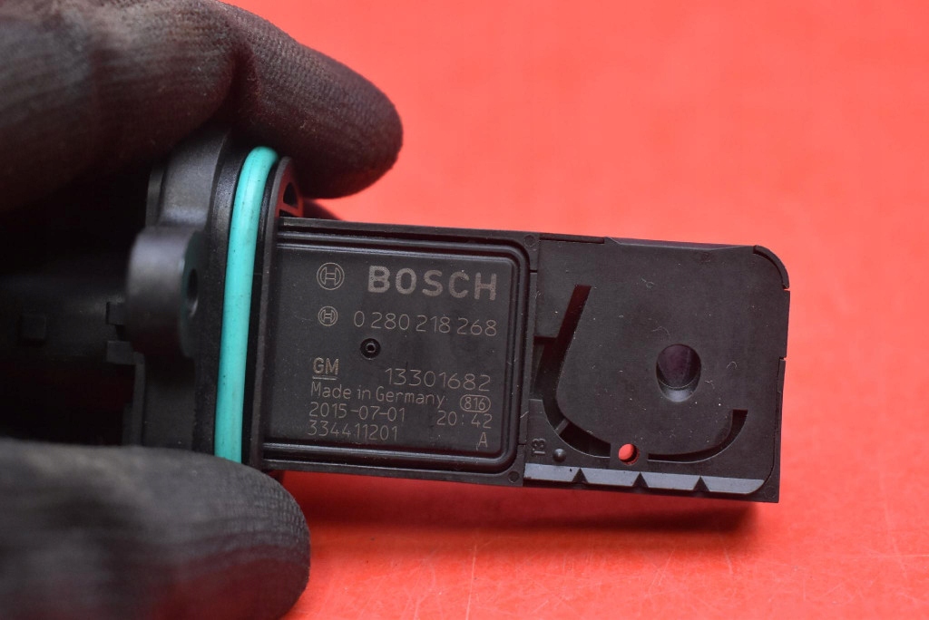 Расходомер 13301682 opel astra 4 iv j 1.4 t 140 km рестайлинг  11-20 Недорого