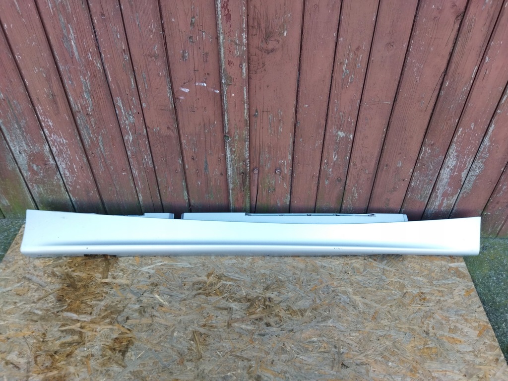 фото №1, Bmw 1 e87 молдинг порог правая s21