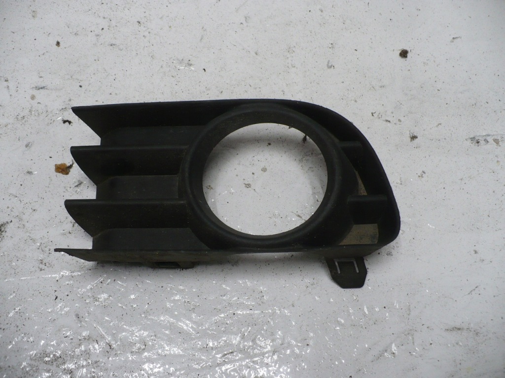 Купить Решётка бампера перед правая megane 2