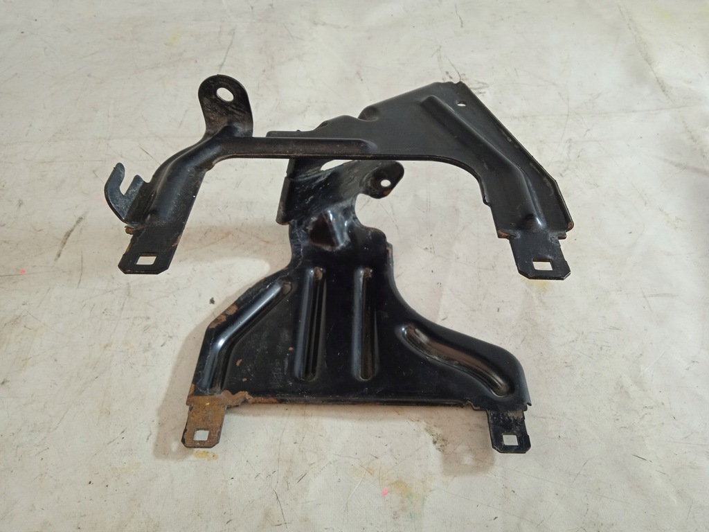 фото №8, Town country v 10- 20 кронштейн предохранителей usa