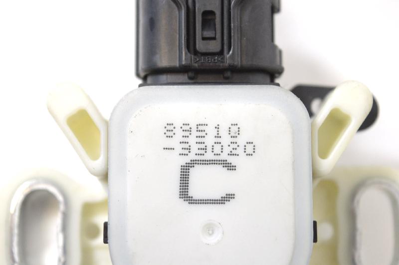 фото №3, Lexus rc 300h 2016 rhd перемикач датчика педалі гальма